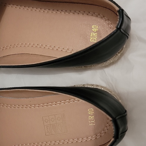 Shein Slip On Espadrilles Never Worn - Picture 8 of 11